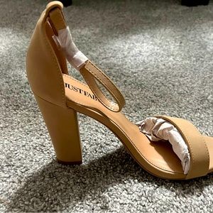 Never been worned shoes from the original box.